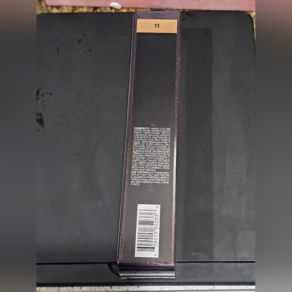 Surratt Surreal Skin Foundation Wand In Shade 11 MSRP $75 - Picture 6 of 7